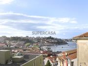 Apartamento T1 com vista panorâmica rio, Junto à Ponte...