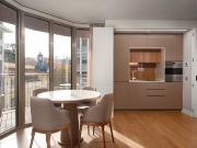 Apartamento T1 de luxo com garagem, junto à Avenida da...