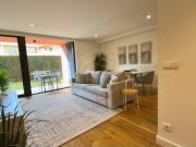 Apartamento T1 de Luxo em Empreendimento com Piscina em...