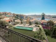 Apartamento T1+1 duplex na Baixa do Porto com garagem