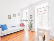 APARTAMENTO T1 DUPLEX REMODELADO NA MOURARIA COM COZINHA...