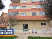 Apartamento T1 em Agualva