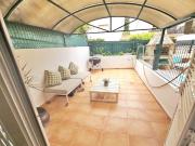Apartamento T1 em Cascais com Logradouro