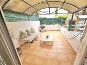 Apartamento T1 em Cascais com Logradouro