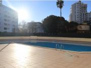 Apartamento T1 em condomínio com piscina