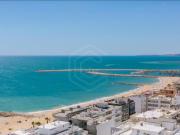 Apartamento T1 Exclusivo, a 100 metros da praia, com...