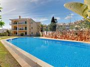 Apartamento T1 inserido em condomínio fechado com...