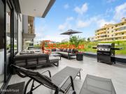 Apartamento T1 novo com garagem e logradouro em Almancil