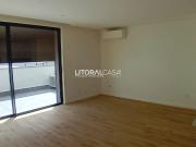 Apartamento T1 | NOVO | Garagem | Varanda