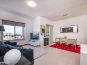 Apartamento T1 para Arrendamento em Rio de Mouro...