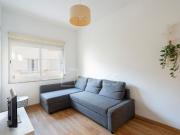 Apartamento T1, para arrendamento, localizado junto à Graça