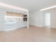 Apartamento T1 para arrendar em Almada