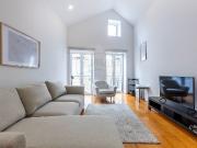 Apartamento T1 para arrendar em Bairro Alto