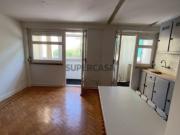 Apartamento T1 para venda em Campo de Ourique