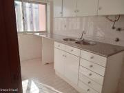 Apartamento T1 para Venda em Loures
