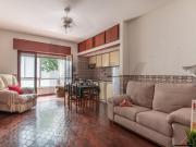 Apartamento T1 para venda na Parede a 400m da praia
