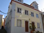 Apartamento T1 remodelado em Alcântara