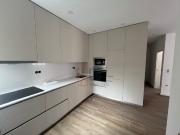 Apartamento T1, renovado, na Rua de São Vítor Bonfim