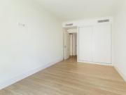 Apartamento T1 sem móveis situado nas Janelas Verdes em...
