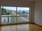 Apartamento T1 sem mveis em Oeiras, com vista rio