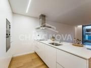 Apartamento T1 Semi Novo c/ Lugar de Garagem em Canidelo...