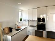 Apartamento T1 semi novo com lugar de garagem em Esgueira!
