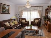 Apartamento T2+1 com lugar de garagem em Vilar de Andorinho