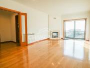 Apartamento T2+1 Dúplex c/ Vistas Mar em Canidelo