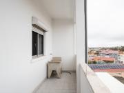 Apartamento T2+1 em Amora com sotão