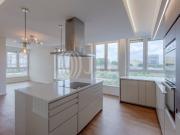 Apartamento T2+1 nas Amoreiras, em Lisboa