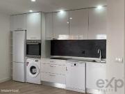 Apartamento T2+1 Remodelado com Terrao, na Alameda das...