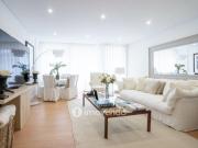 Apartamento T2+1 renovado e mobilado, com terraço de...