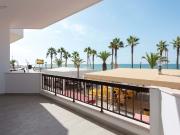 Apartamento T2+1 Renovado na Primeira Linha da Praia de... Apartamento T2+1 Renovado na Primeira Linha da Praia de...