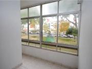 Apartamento T2 1º andar Arrecadação à Venda em Oeiras...