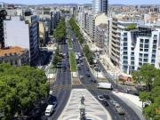 Apartamento T2 + 1, com 3 frentes e terraço Saldanha...