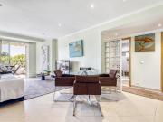 Apartamento T2 a uma curta distância a pé da Praia da...