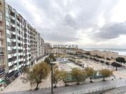 Apartamento T2 com vista mar frente á praia 1.ª Linha de...