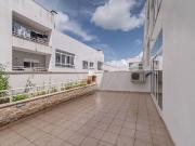 Apartamento T2 à venda em Loures