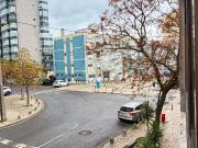 ? Apartamento T2 à Venda – Laranjeiro