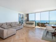Apartamento T2 à venda na Avenida Brasil com vista Mar