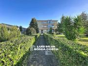 Apartamento T2 à venda na Avenida Doutor Francisco Sá...