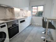 Apartamento T2 Remodelado no Bom João,Faro