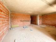 Apartamento T2 c/ terraço e parqueamento | Vale de...