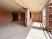 Apartamento T2 c/ terraço e parqueamento | Vale de...