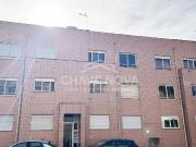 Apartamento T2 c/Lugar de Garagem e Varanda na Madalena