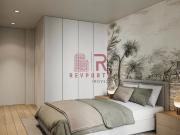 Apartamento T2, com 2 suítes, varanda, jardim e garagem