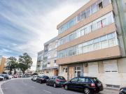 Apartamento T2 com 3 Marquises em Algueirão Mem Martins,...