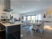 Apartamento T2 com 3 varandas com vista mar Quarteira