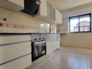 Apartamento T2 com 80 m², com muita luz natural, perto...