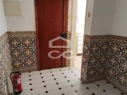 Apartamento T2 com 90m2 de espao exterior na Cova da Piedade